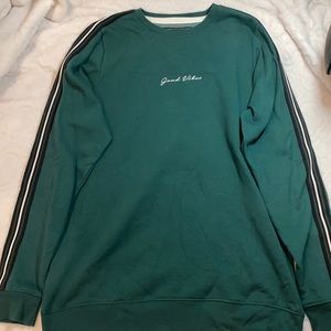 Good vibes crew sweatshirt